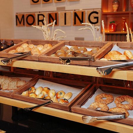 Holiday Inn Tashkent City By Ihg Ngoại thất bức ảnh