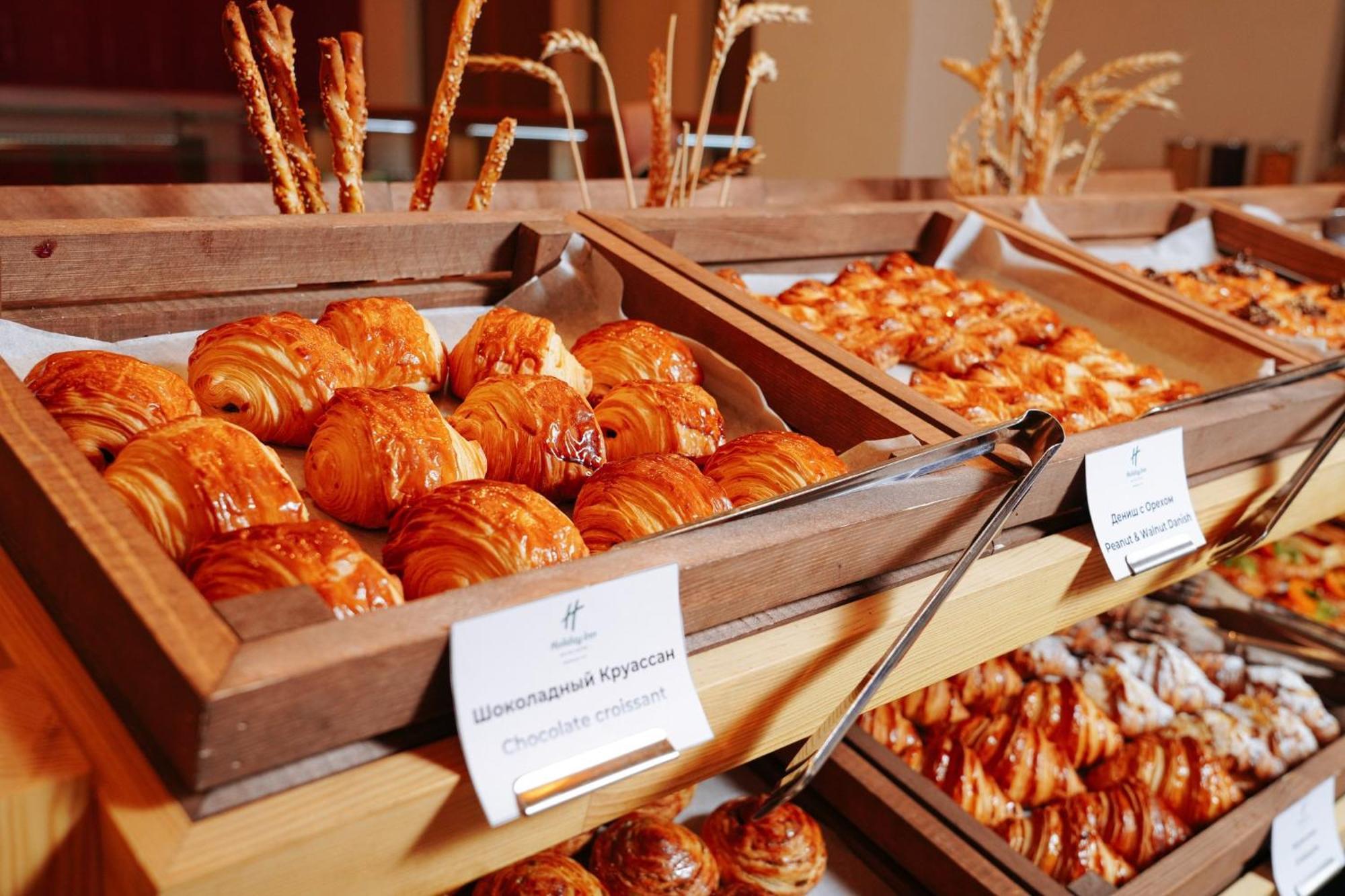 Holiday Inn Tashkent City By Ihg Ngoại thất bức ảnh